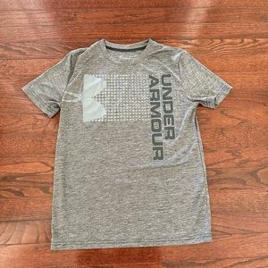 Boys Under Armour t-shirt